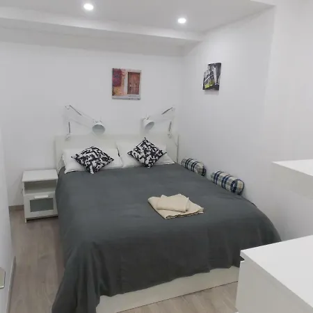 Calmo, Seguro E Confortavel No Centro De Apartment Lisbon